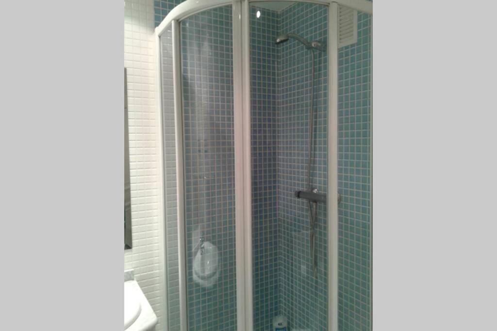 Apartamento Gp Junto Al Parque Del Retiro Madrid Luaran gambar